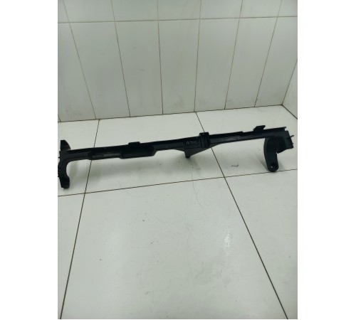 Кронштейн полки багажника левый