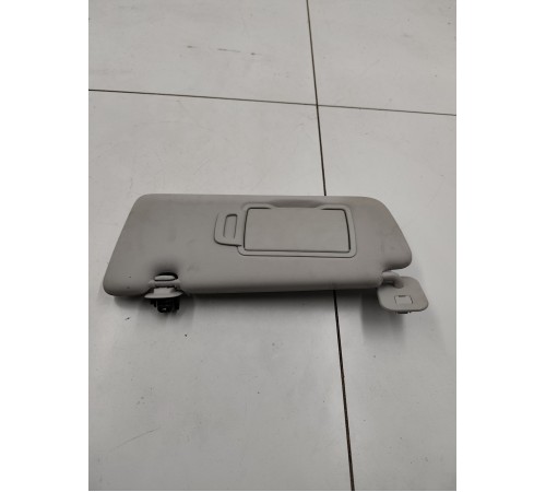 Козырёк левый