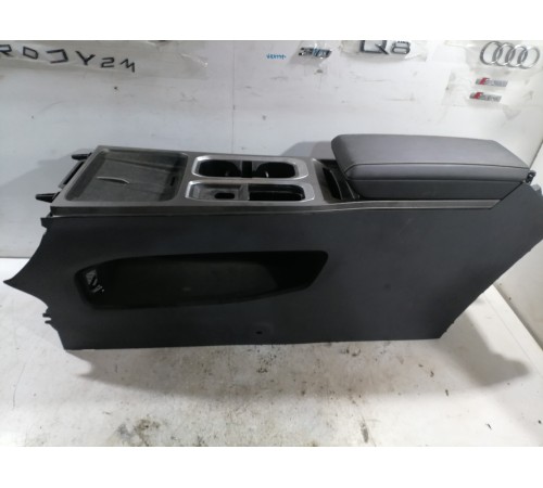 Консоль центральная с подлокотником