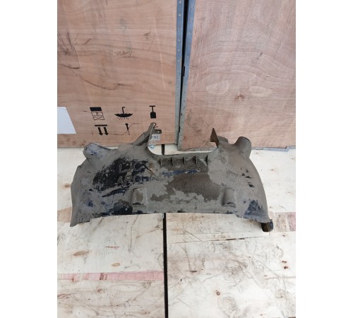 Локер (подкрылок) задний левый