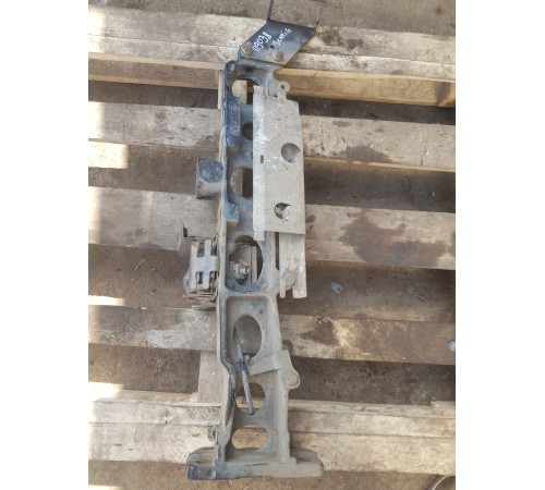 Кронштейн крепление глушителя