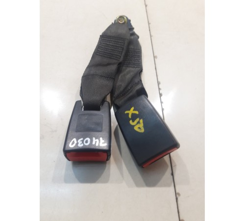 Ответная часть ремня безопасности(заднее левое)