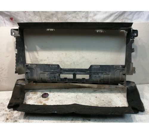 Пластиковая панель радиатора