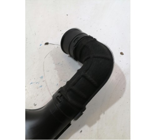 Воздухозаборник подкапотный