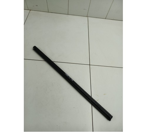 Уплотнитель стекла задний левый