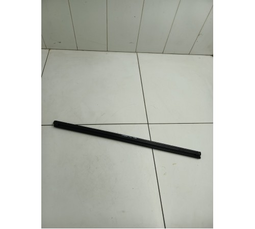 Уплотнитель стекла задний левый