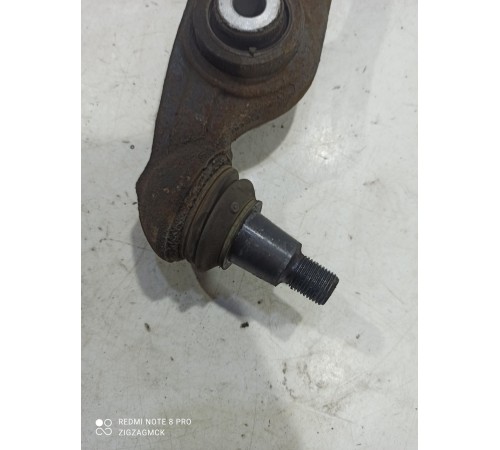 Рычаг передний левый