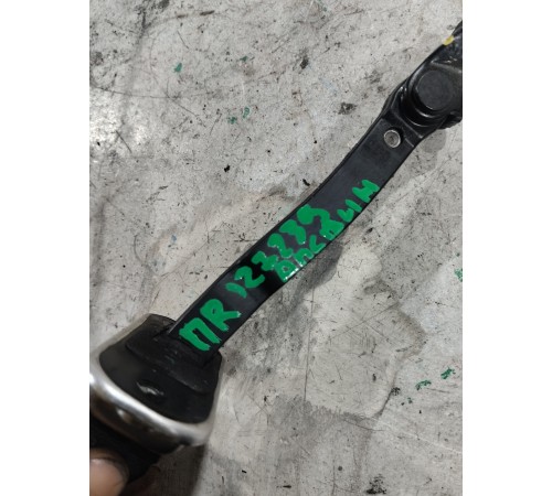 Ограничитель двери передний правый