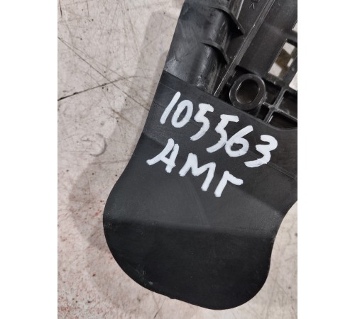 Кронштейн замка двери