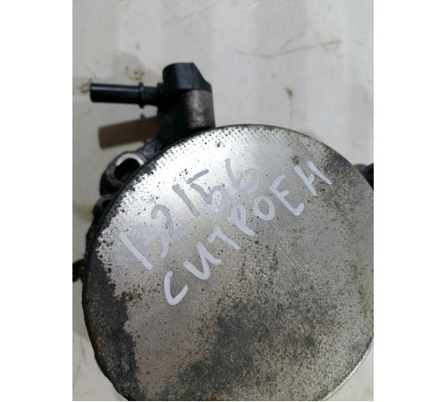 Насос вакуумный