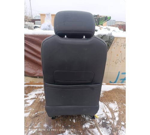 Сиденье переднее правое