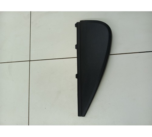 Накладка торпедо левая