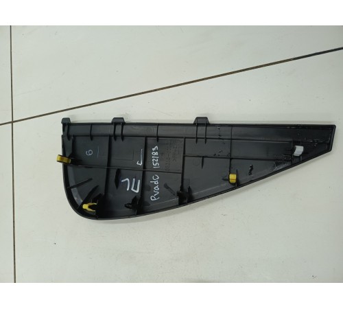 Накладка торпедо левая