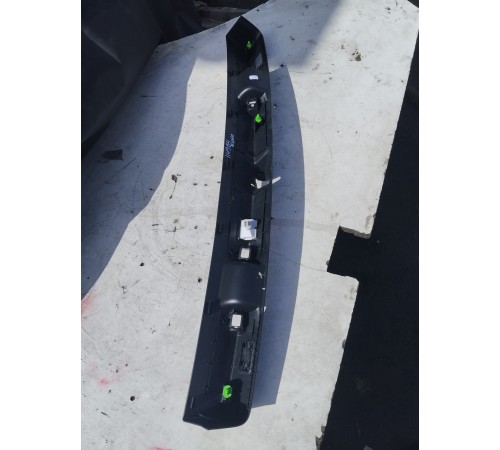 Накладка крышки багажника