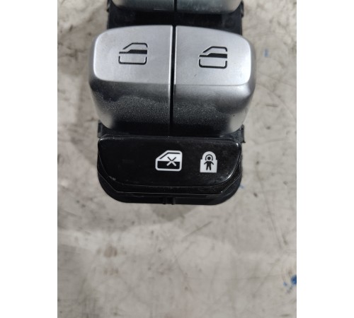 Блок управления стеклоподъемниками передний левый