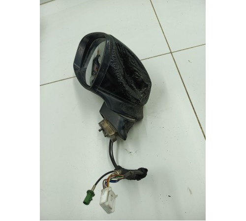 Зеркало заднего вида боковое левое