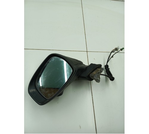 Зеркало заднего вида боковое левое