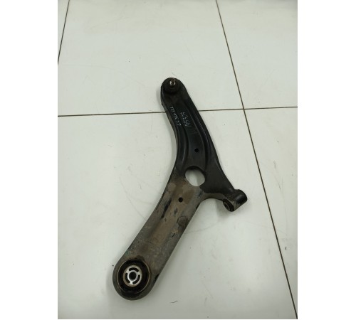 Рычаг подвески передний левый