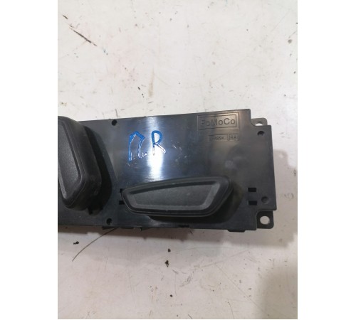 Кнопки регулировки переднего правого сиденья