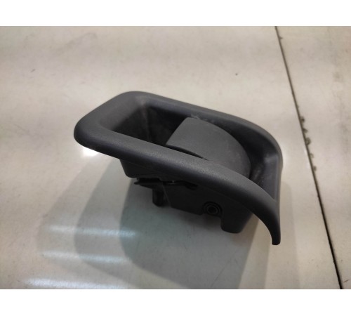 Ручка открывания капота