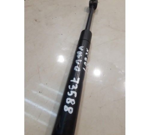 Амортизатор капота