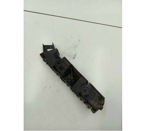 Кронштейн заднего бампера правый