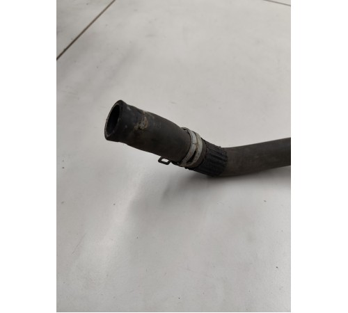 Патрубок системы охлаждения