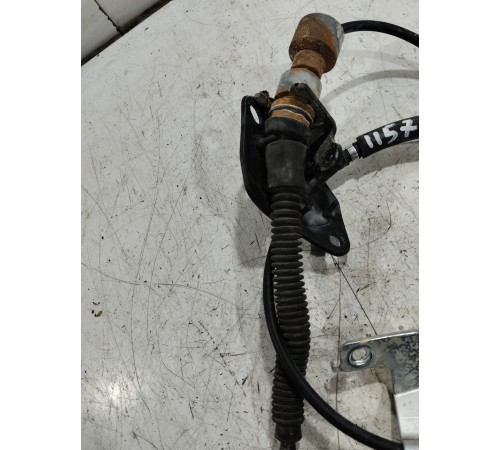 Трос стояночного тормоза