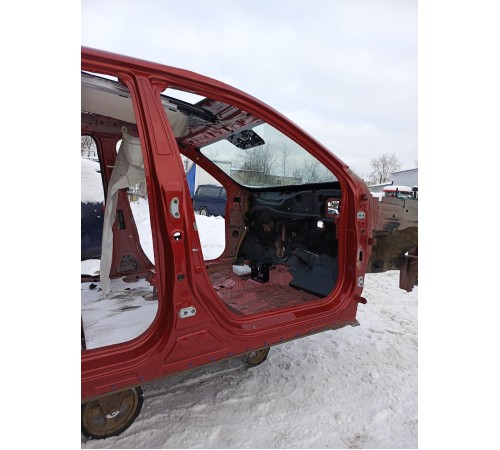 Порог со стойкой Правый