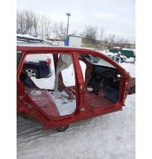 Порог со стойкой Правый