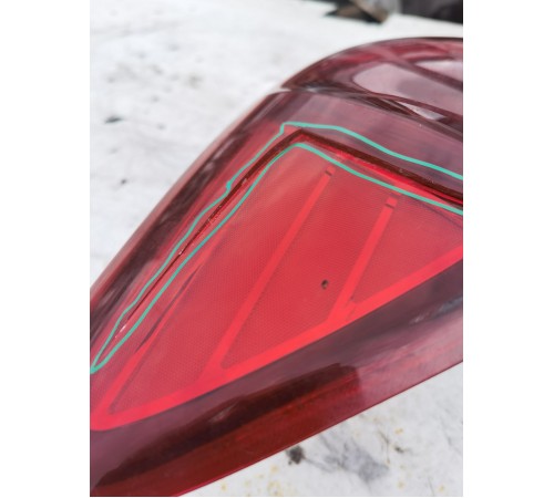 Фонарь задний левый наружный