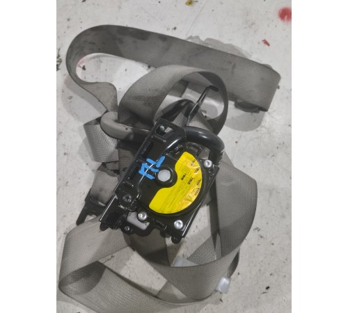 Ремень безопасности (передний левый)