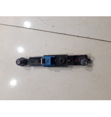 Механизм регулировки подъема ремня безопасности (передний левый)