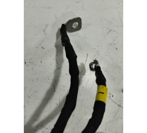 Клемма аккумулятора