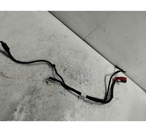 Клемма аккумулятора