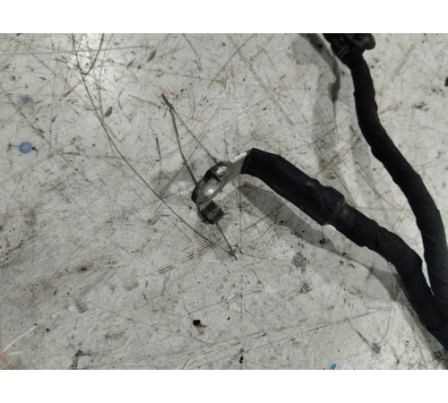 Клемма аккумулятора