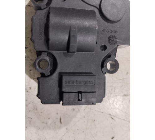 Моторчик привода заслонок отопителя