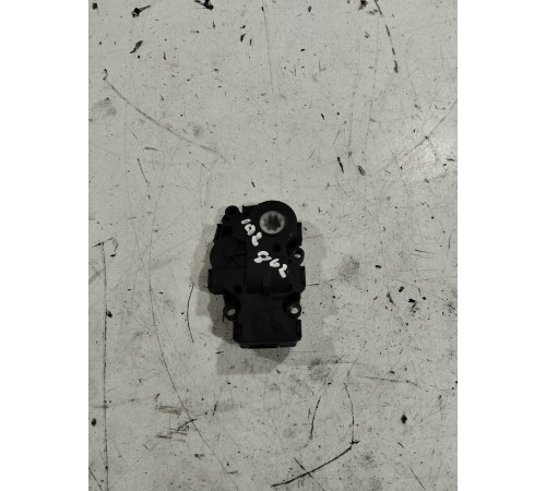 Моторчик привода заслонок отопителя