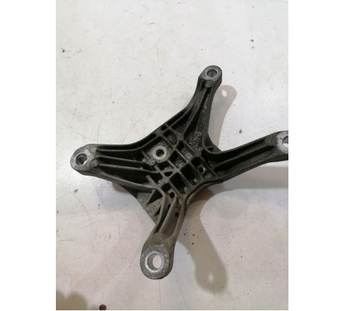 Кронштейн АКПП