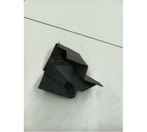 Воздуховод передний правый