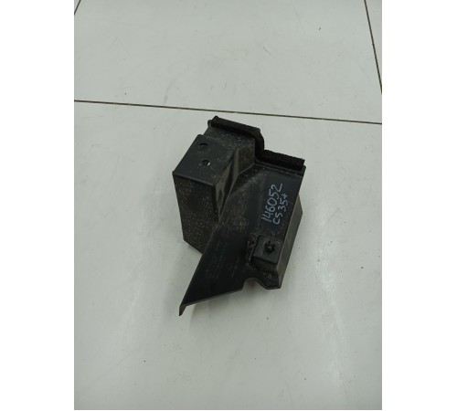 Воздуховод передний правый