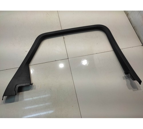 Накладка двери (задняя, левая)