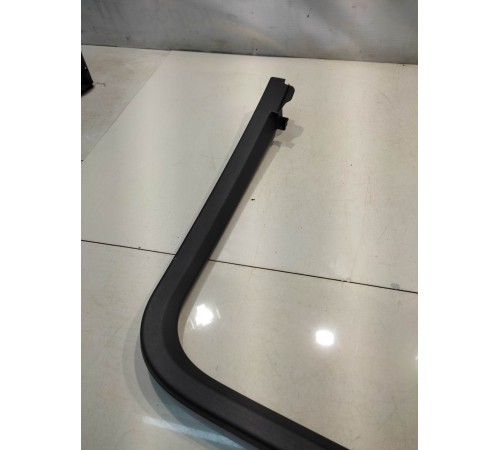 Накладка двери (задняя, левая)