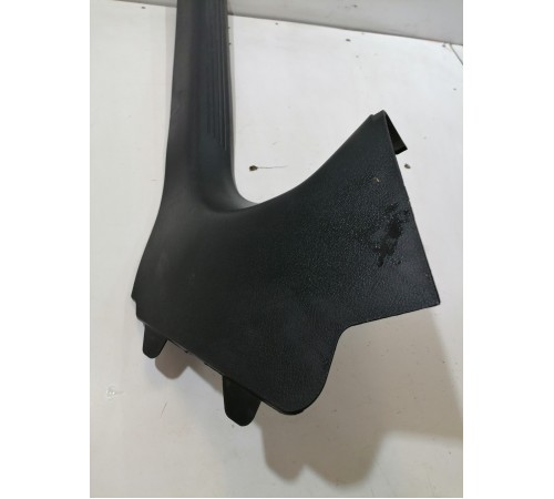 Накладка порога передняя левая