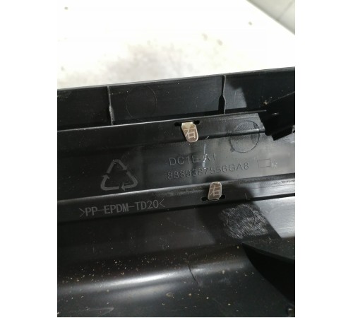 Накладка порога передняя правая