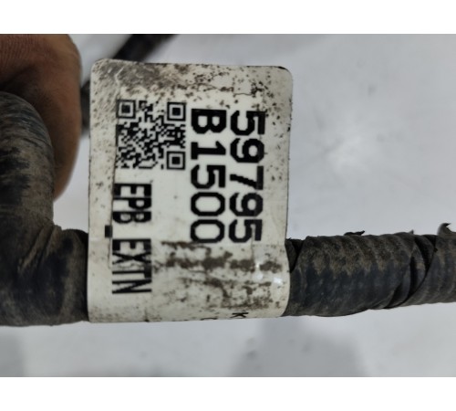 Электропроводка моторчика стояночного тормоза