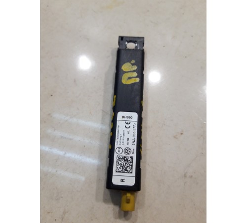 Антенна(задняя,правая)