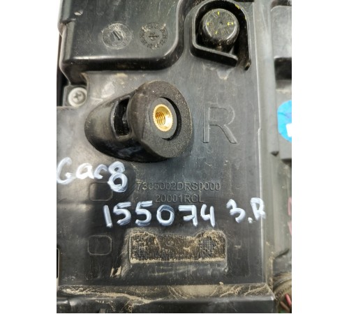 Фонарь задний правый