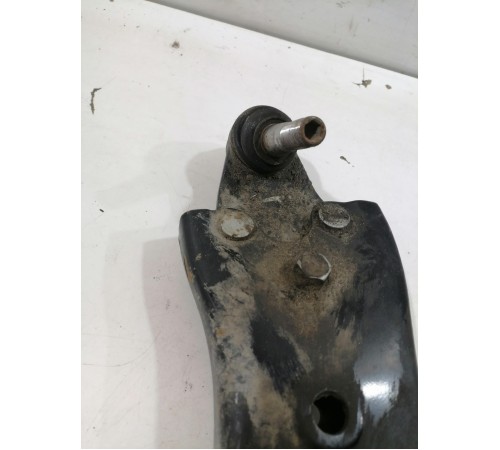 Рычаг подвески передний левый