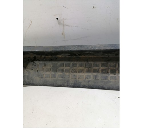 Накладка на порог задняя левая